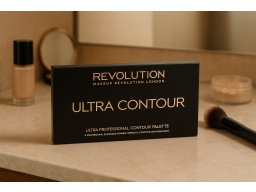 Produktguide testar Makeup Revolution Ultra Contour Palette 13 g